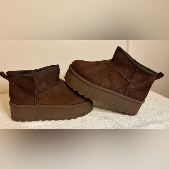 Glaze Shoes - Glaze Women’s Brown Chunky Platform Faux Suede Faux Fur Lined Ankle Boots Sz 5.5